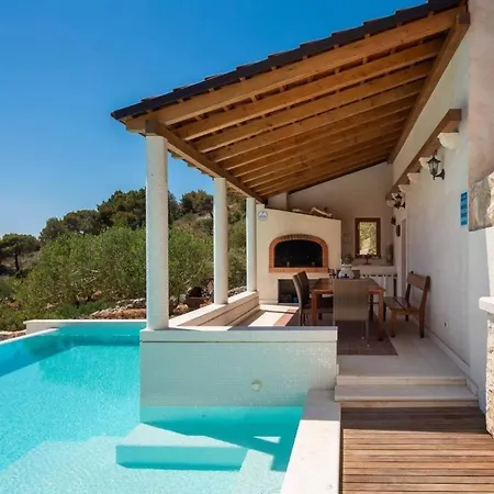 Casa de Férias House With A Swimming Pool Sveta Nedilja, Hvar - 22136 Jelsa (Hvar)