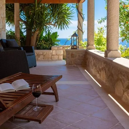 Casa de Férias House With A Swimming Pool Sveta Nedilja, Hvar - 22136 Jelsa (Hvar)