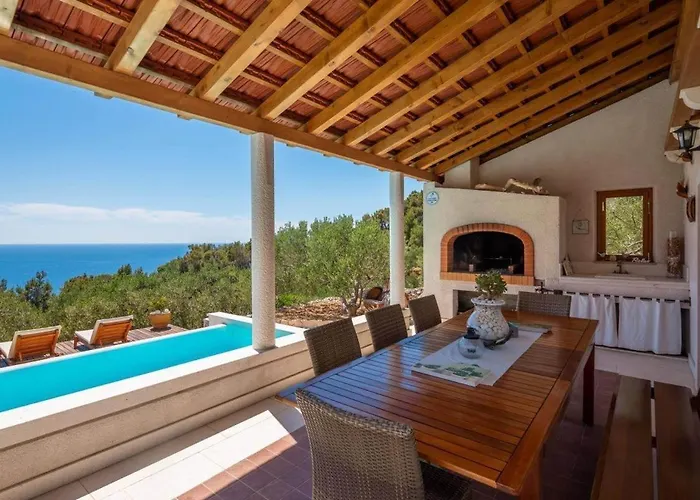 House With A Swimming Pool Sveta Nedilja, Hvar - 22136 *